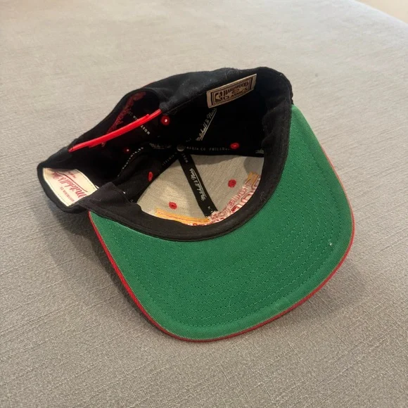 Houston Rockets Hat - Picture 3 of 3